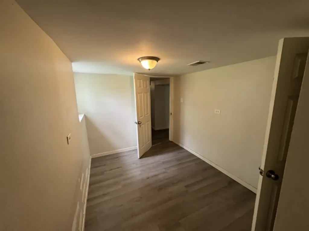 10117 South Perry Avenue Chicago IL 60628