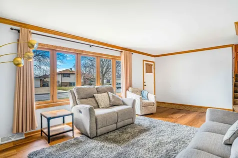 3542 191ST Place Lansing IL 60438