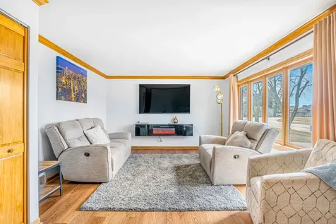 3542 191ST Place Lansing IL 60438