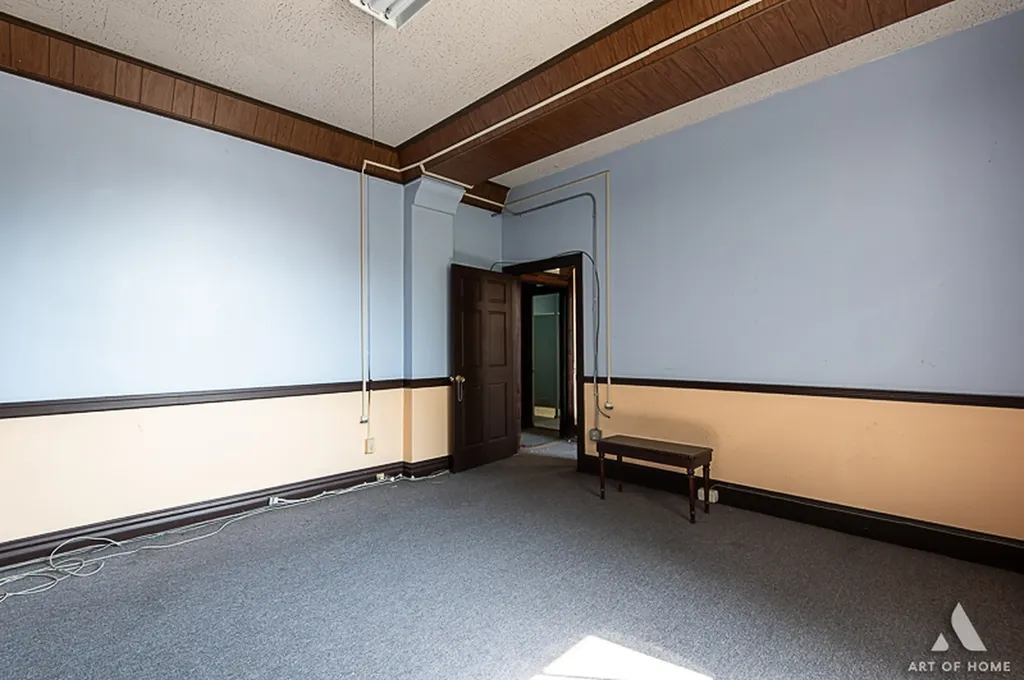 1949 West 48th Street Chicago IL 60609