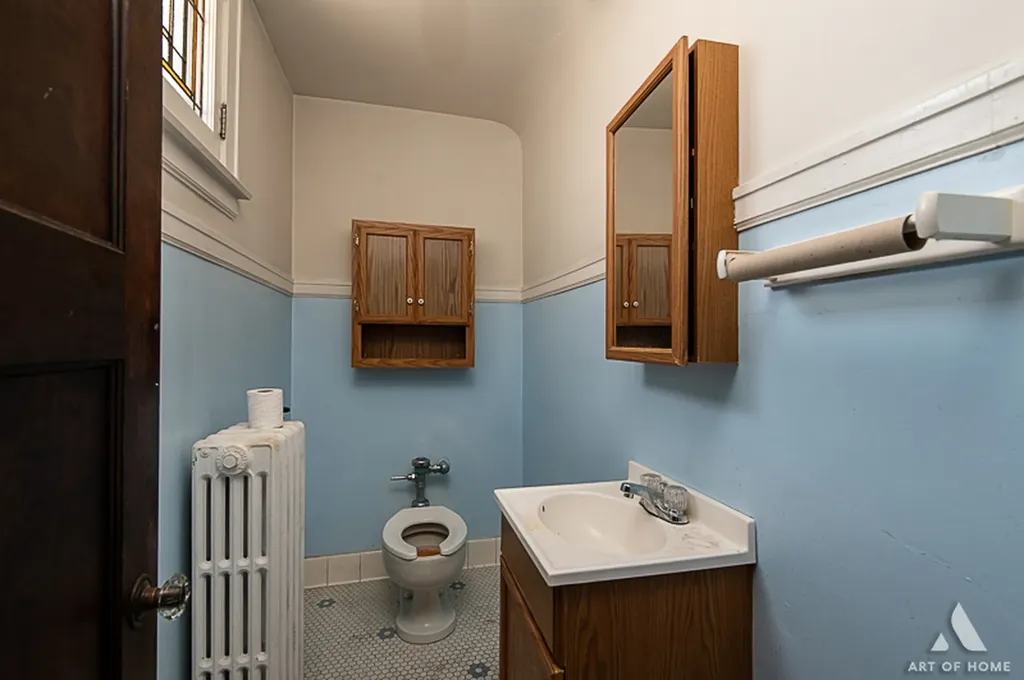 1949 West 48th Street Chicago IL 60609