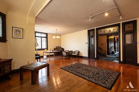 1949 West 48th Street Chicago IL 60609