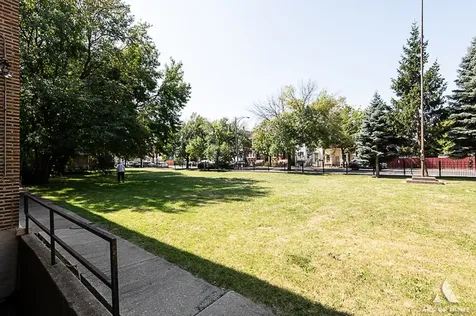 1949 West 48th Street Chicago IL 60609