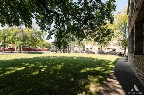 1949 West 48th Street Chicago IL 60609