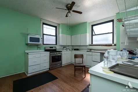 1949 West 48th Street Chicago IL 60609