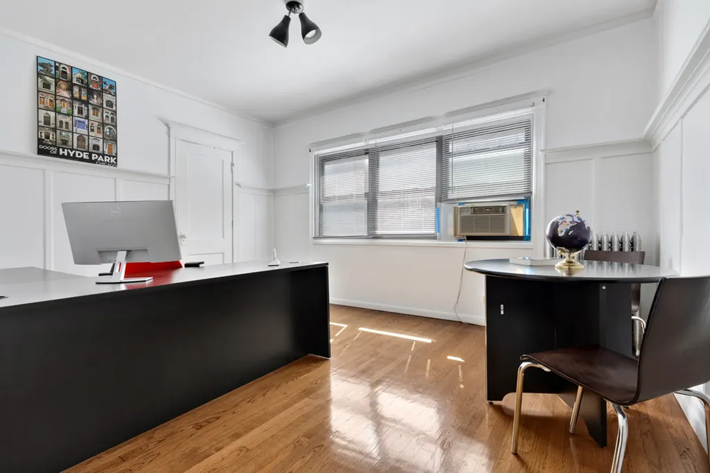 1513 East 53rd Street Chicago IL 60615