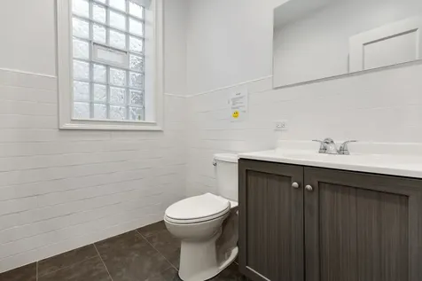 1513 East 53rd Street Chicago IL 60615
