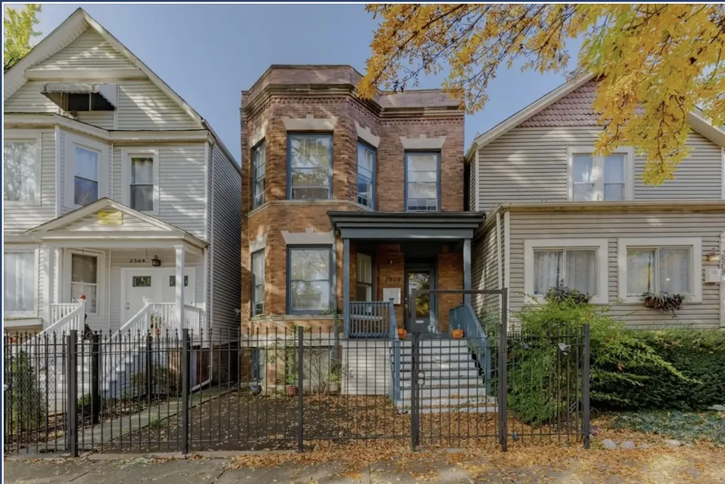 2506 North Monticello Avenue Chicago IL 60647