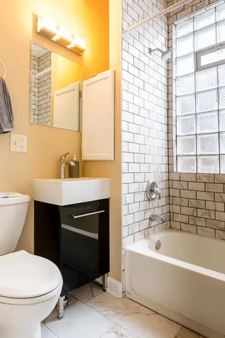 2506 North Monticello Avenue Chicago IL 60647