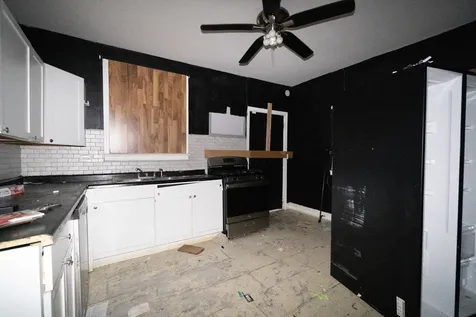 14826 Robey Avenue Harvey IL 60426