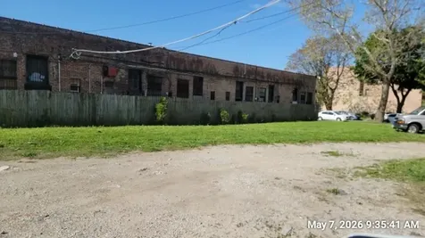 6049 South Saint Lawrence Avenue Chicago IL 60637