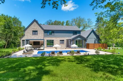 699 Plum Tree Road Barrington Hills IL 60010