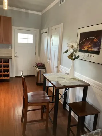 1846 North Mozart Street Chicago IL 60647
