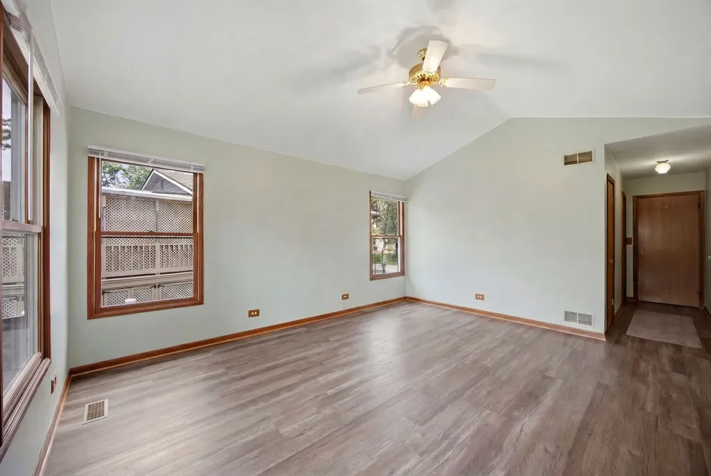 2713 Ravinia Lane Woodridge IL 60517