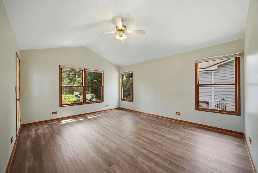 2713 Ravinia Lane Woodridge IL 60517