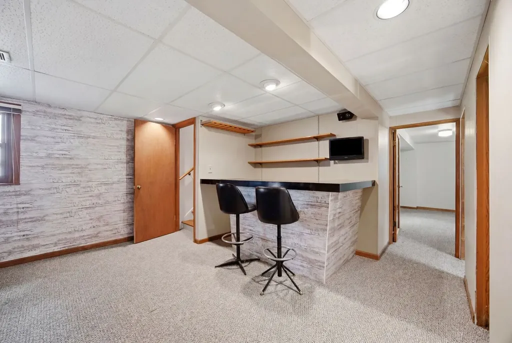 2713 Ravinia Lane Woodridge IL 60517