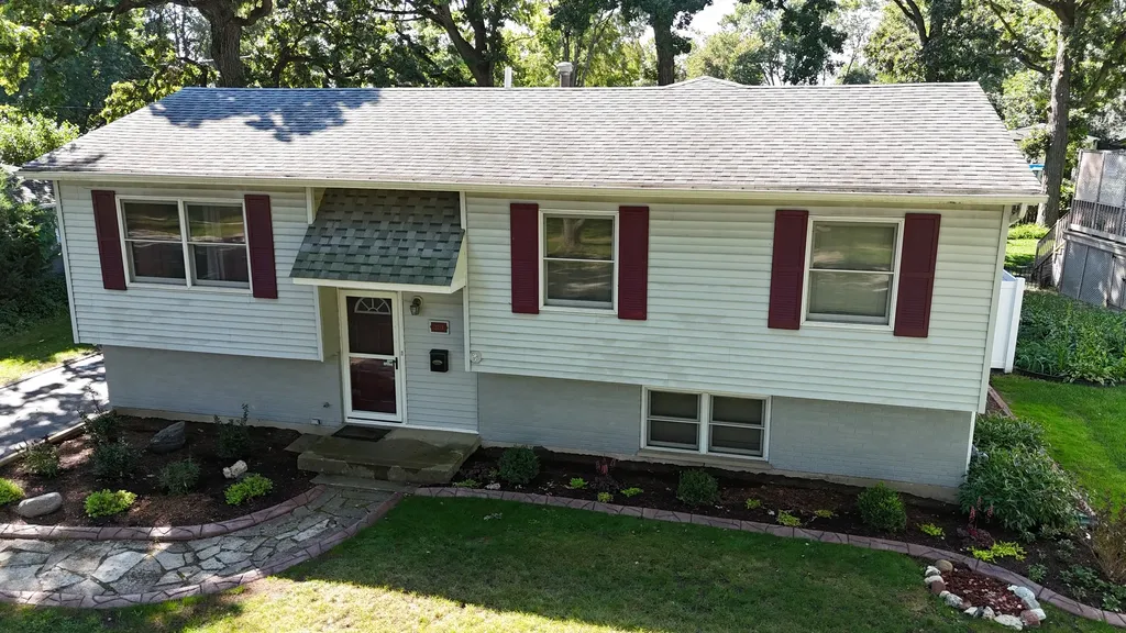 2713 Ravinia Lane Woodridge IL 60517