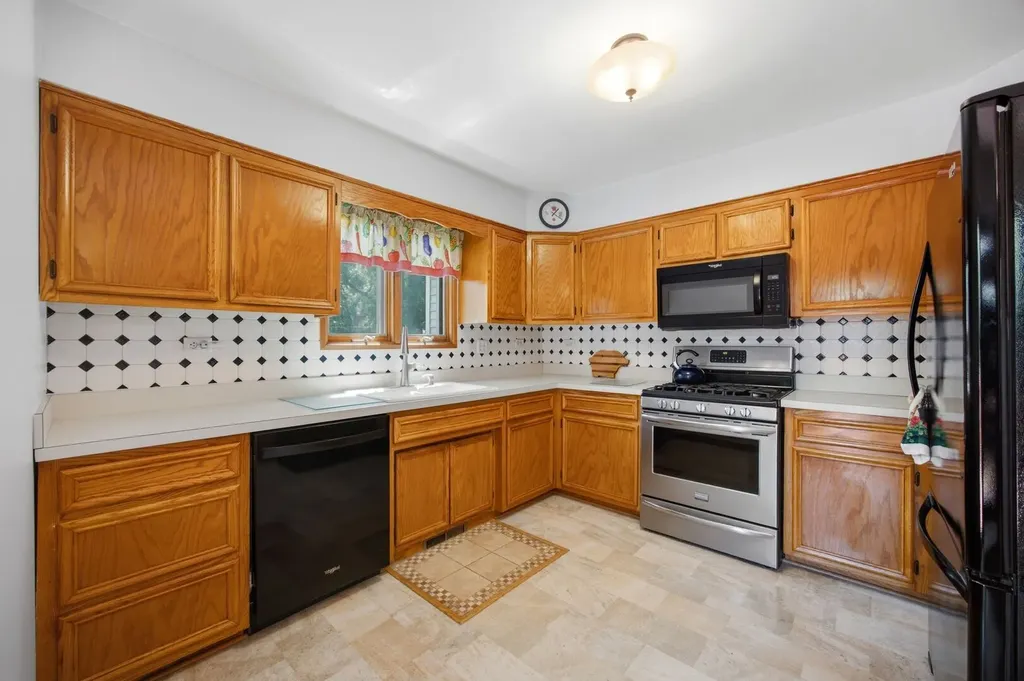 2713 Ravinia Lane Woodridge IL 60517