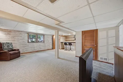 2713 Ravinia Lane Woodridge IL 60517