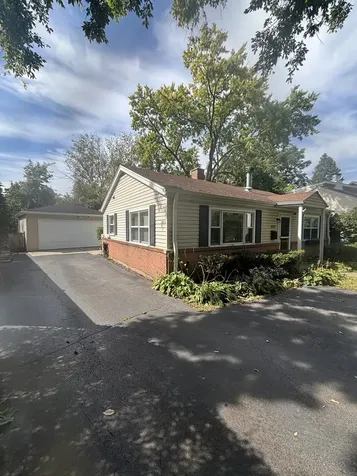926 Cedar Street Deerfield IL 60015