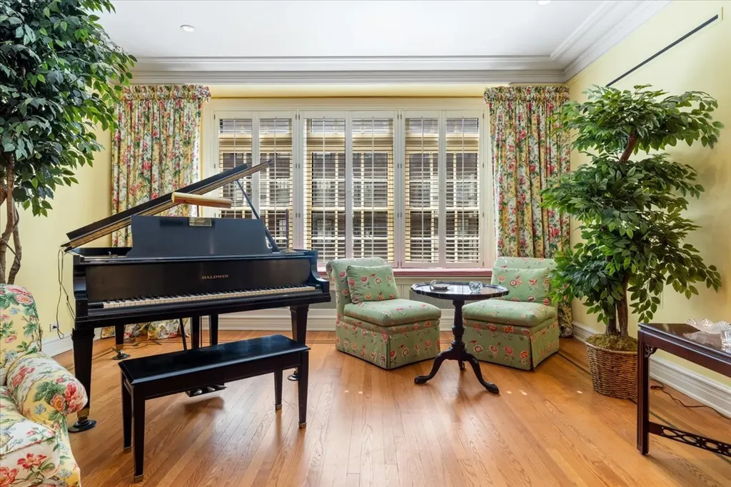 230 East Delaware Place Chicago IL 60611