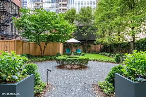 230 East Delaware Place Chicago IL 60611