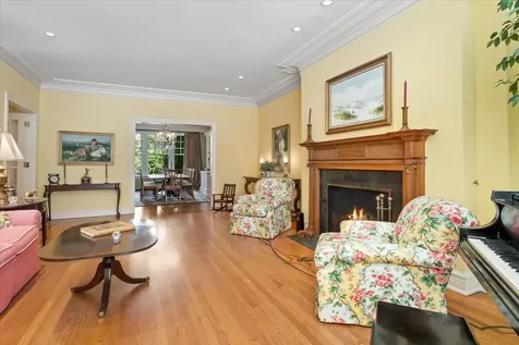 230 East Delaware Place Chicago IL 60611