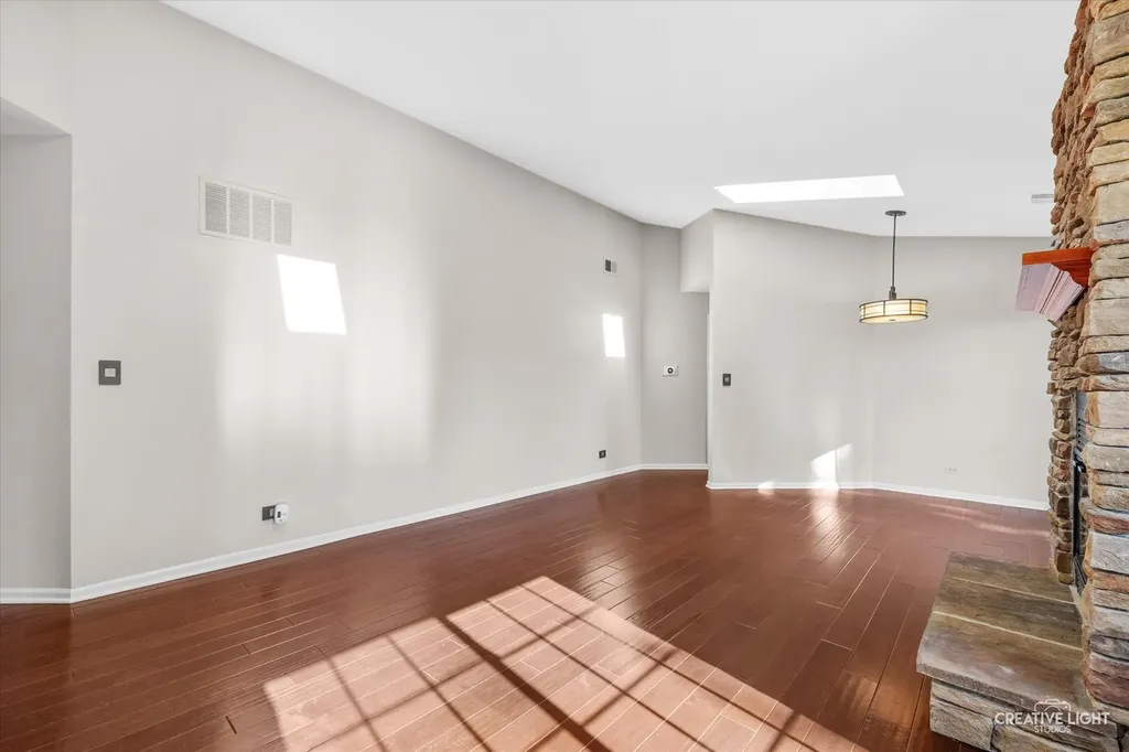 868 Quin Court Naperville IL 60563