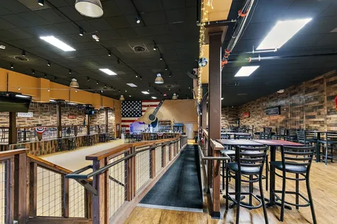 425 West State Street Sycamore IL 60178