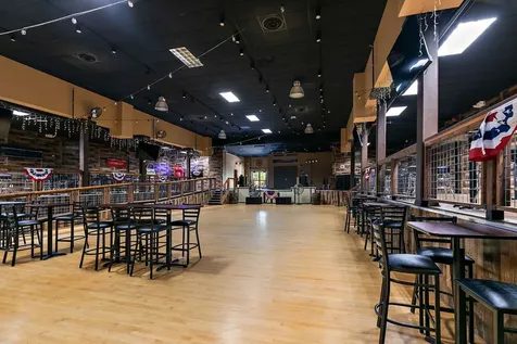 425 West State Street Sycamore IL 60178