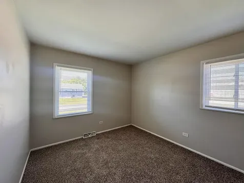 51 North Pine Lane Glenwood IL 60425