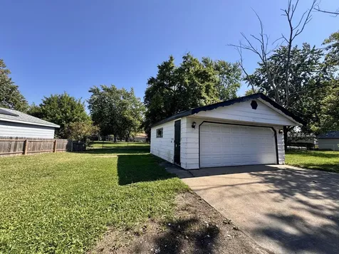 51 North Pine Lane Glenwood IL 60425