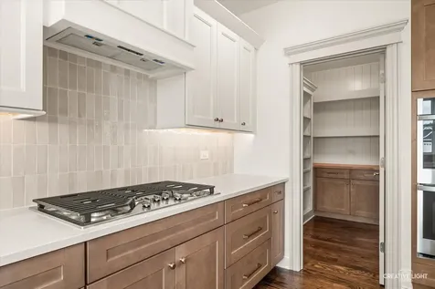 676 Cumberland Lane Oswego IL 60543