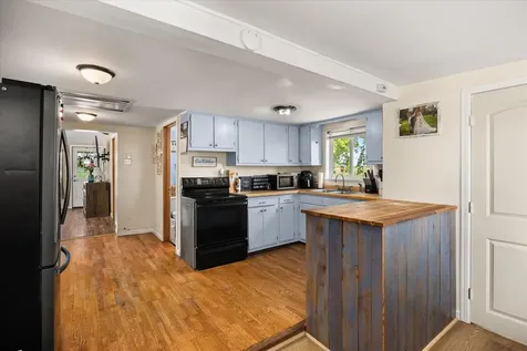 4952 East 3150 North Road Streator IL 61364