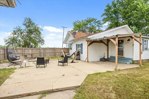 4952 East 3150 North Road Streator IL 61364