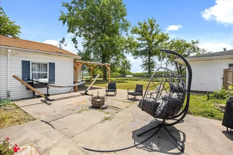 4952 East 3150 North Road Streator IL 61364