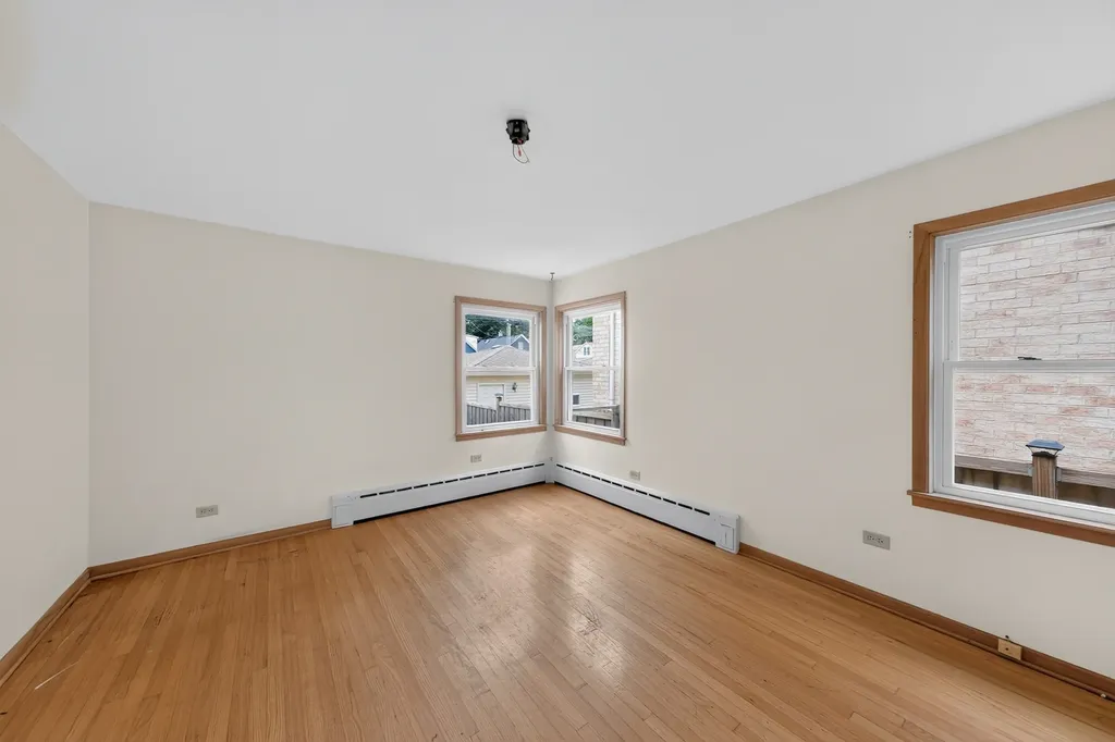 2642 North Nordica Avenue Chicago IL 60707