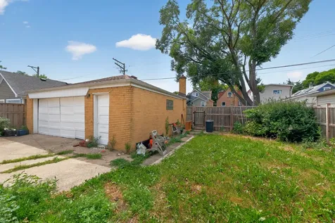 2642 North Nordica Avenue Chicago IL 60707