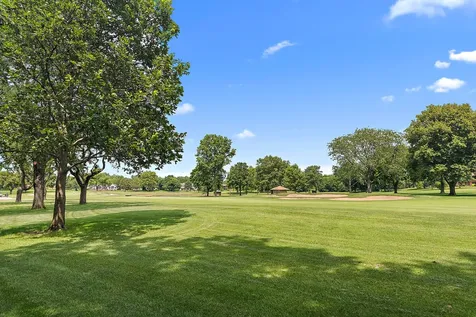 515 Aberdeen Road Frankfort IL 60423
