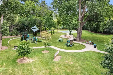 1112 Cedar Lane Northbrook IL 60062