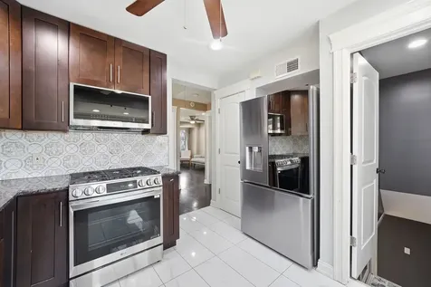 5810 West 64th Street Chicago IL 60638