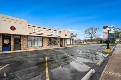 10504 South Roberts Road Palos Hills IL 60465