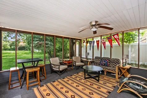 8526 Rockefeller Avenue Brookfield IL 60513