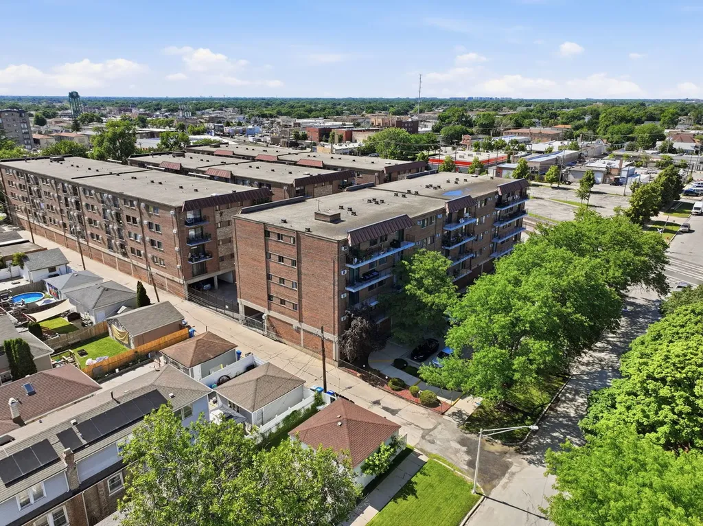 2320 North Nordica Avenue Chicago IL 60707