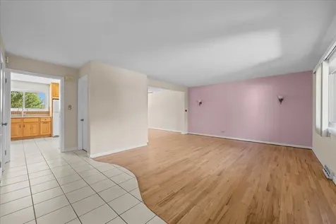 8713 North National Avenue Niles IL 60714