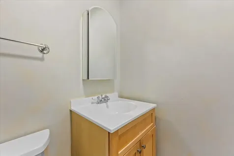 8713 North National Avenue Niles IL 60714