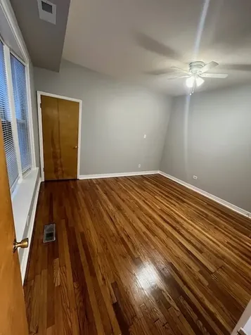 926 West Belle Plaine Avenue Chicago IL 60613