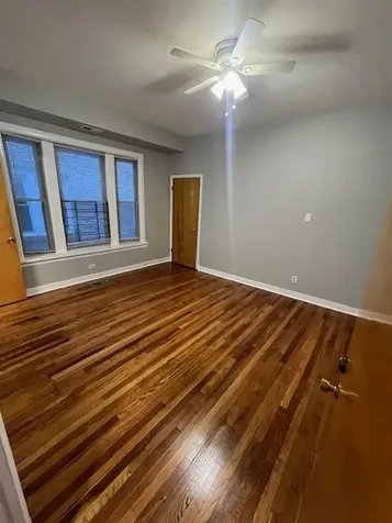 926 West Belle Plaine Avenue Chicago IL 60613