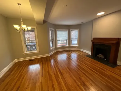 926 West Belle Plaine Avenue Chicago IL 60613
