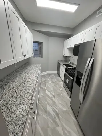 926 West Belle Plaine Avenue Chicago IL 60613